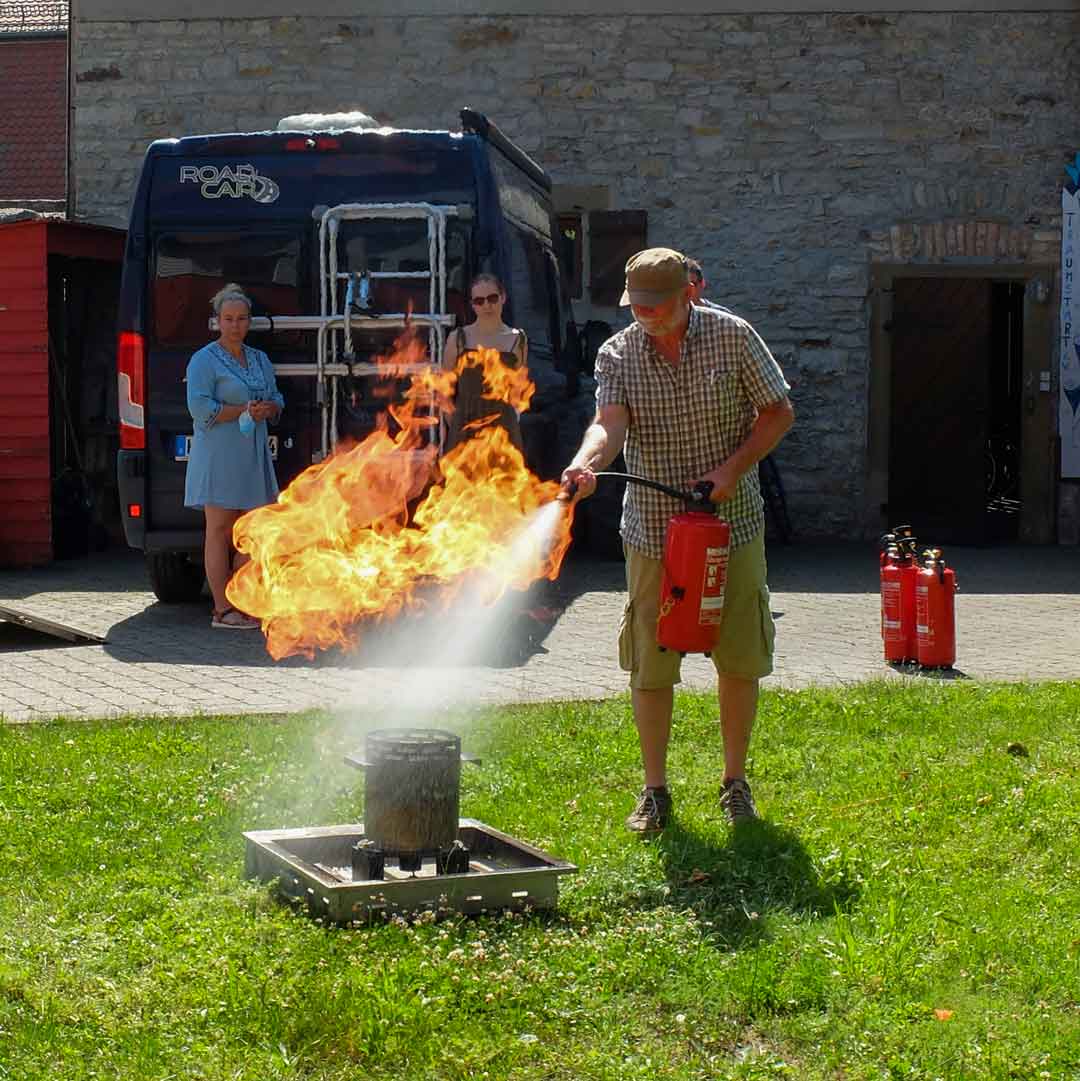 Feuerloescher-Training Villa Kunterbunt